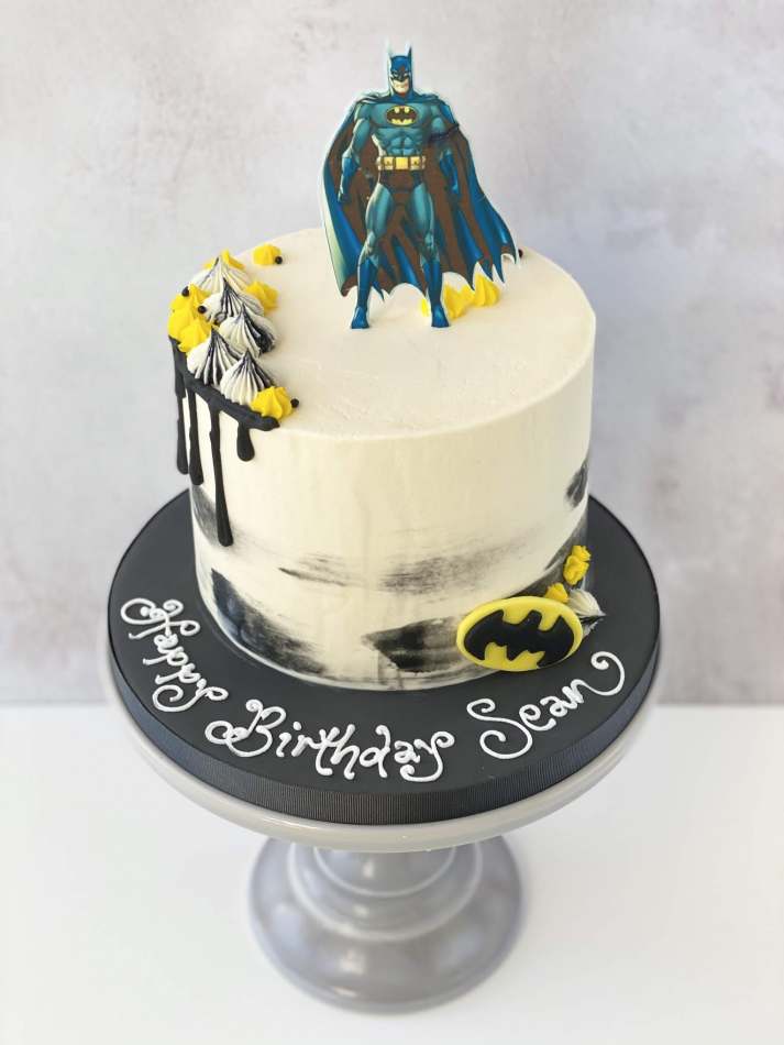 Batman Layer Cake | birthdays