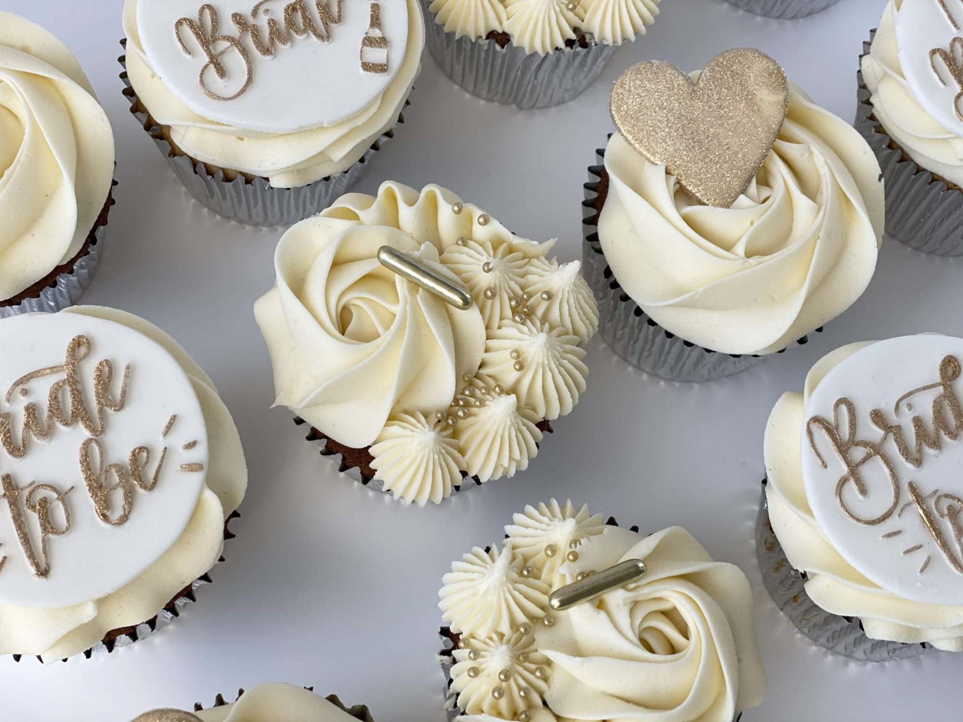 Ivory "Bride To Be" Cupcakes Cupcakes