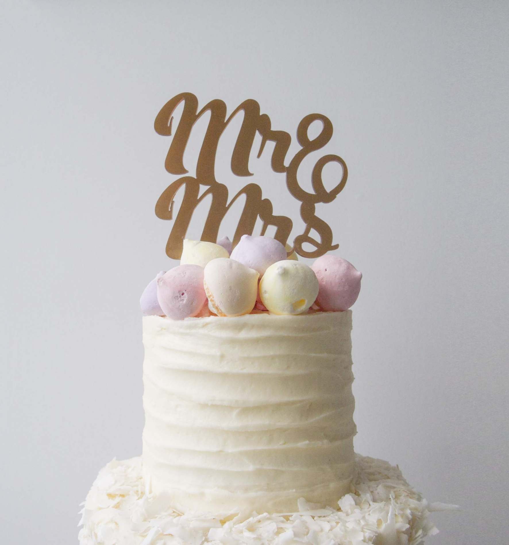 Meringue Kisses Wedding Cake