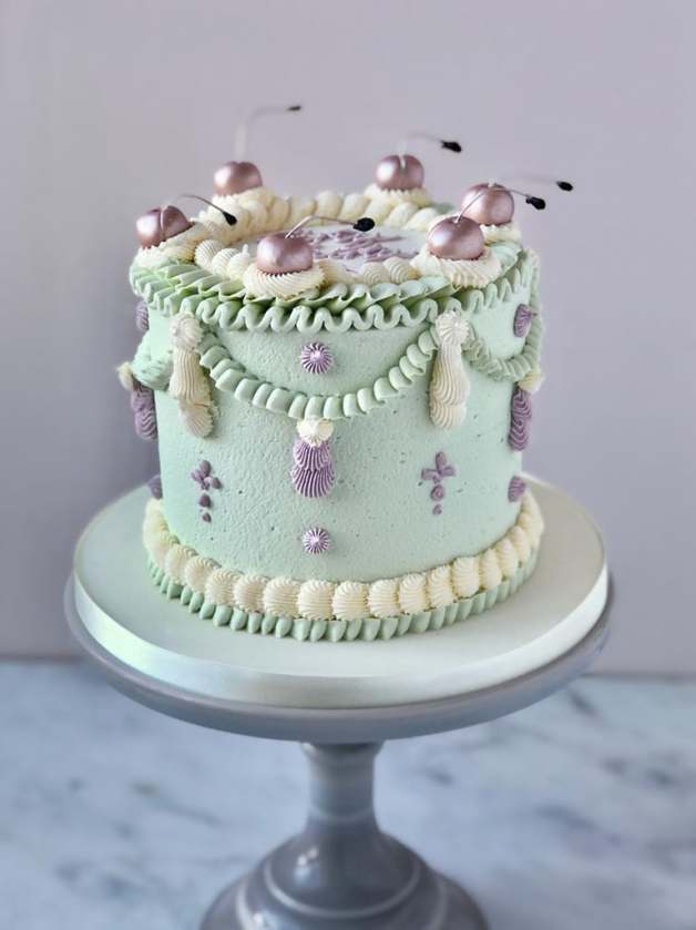 Birthday Cakes Edinburgh & Glasgow